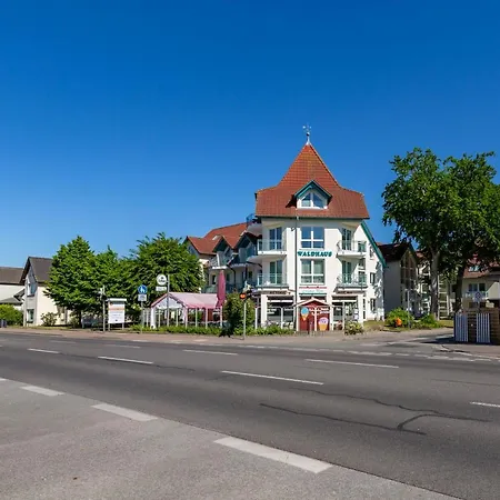 Bella Mit Balkon Apartamento Zempin