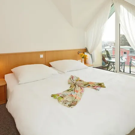 Bella Mit Balkon Апартаменты Цемпин